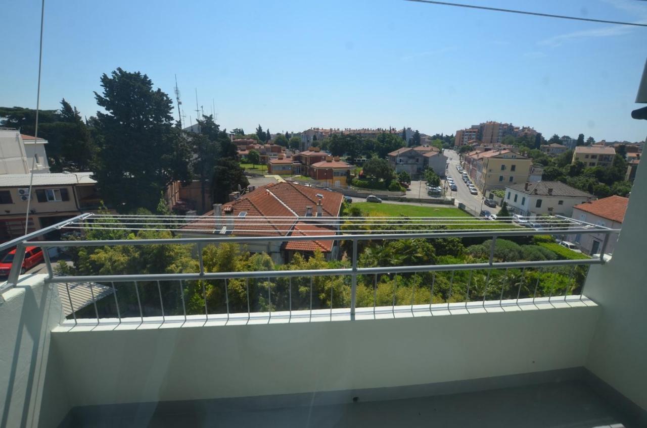 Sarah Apartment Rovinj Exterior photo